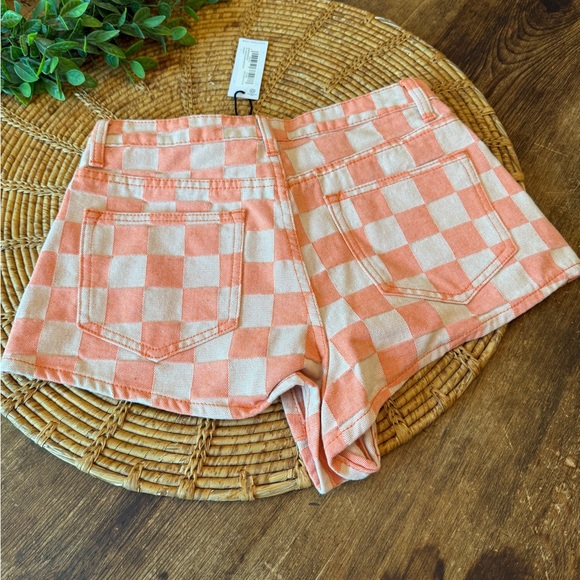 New Nasty Gal Twill Checkerboard Women Shorts - Picture 7 of 11